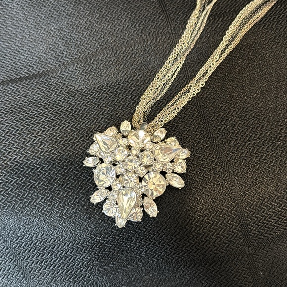 Banana Republic Rhinestone necklace - Picture 3 of 6